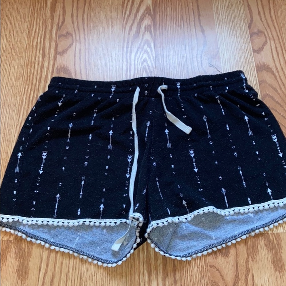 Arrow Black Shorts